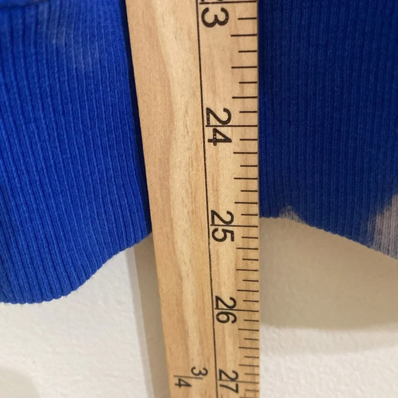 Champion Tie Dye Crew Neck Sweatshirt Medium Thrashed Grunge Holes - Picture 9 of 15